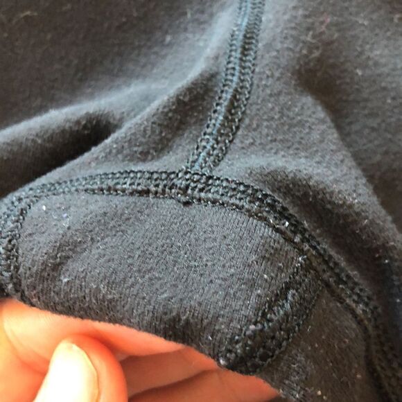 ✨Lululemon Astro crop 043   - Picture 5 of 6